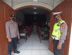 Giat Pengamanan Kebaktian rutin Gereja Pantekosta Dan Gereja Keristen Pasundan Di Wilayah Hukum Polsek Ciasem