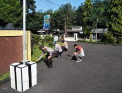 Giat Pelaksanaan Besih-Bersih Dihalaman Polsek Oleh Pers Polsek Cibogo Dalam Rangka Pencegahaan Virus Dan  Ops Aman Nusa II Penangangan Covid~19