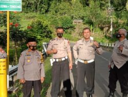 Larangan Mudik, Polsek Tombolo Pao Bangun Pos Penyekatan di Perbatasan Sinjai-Kab Gowa