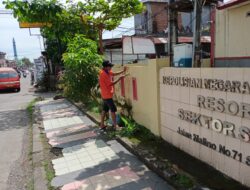 Polsek Somba Opu Gowa Berbenah, Guna Mewujudkan Kebersihan Dan Keindahan Kantor