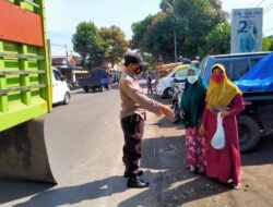 Operasi Ketupat, Personil Polsek Bontonompo Lakukan Pengamanan di Pasar Rappokaleleng