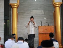 Shalat Idul Fitri Di Kampung Halaman, Kang Jimat Ajak Warga Jaga Kesehatan