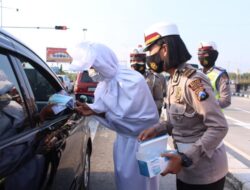 Pentingnya Prokes Untuk Pengguna Jalan Polres Madiun, Hadirkan Pocong