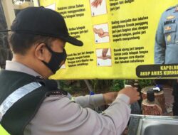 Kegiatan Cuci Tangan, Pengukuran Suhu Tubuh Dan Penggunaan Bilik Antiseptik Serta Penerapan Protokol Kesehatan