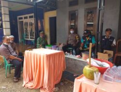 Wilkum Polsek Pagaden Monitoring PPKM Mikro Di Posko Terpadu Covid-19