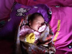 Sungguh Butuh Kasih Saya Malang Nasip Sang Bayi Baru Lahir Di Tinggal Ibunya Dan Butuh Uluran Tangan