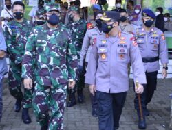 Panglima TNI dan Kapolri Tinjau Vaksinasi Massal di JIEXPO dan Pesantren Al-Hamidi Jakarta