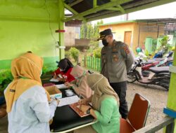 Kapolres Sinjai Pantau Vaksinasi Massal di Gerai Vaksin Presisi Polsek Sinjai Timur.