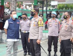 Vaksinasi Massal Covid-19 Oleh Dokkes Polres Subang Untuk Masyarakat Kec. Sagalaherang Kab. Subang