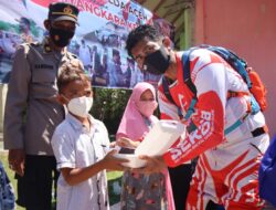 Puluhan Anak Yatim di Krueng Raya Dapat Bantuan Sosial Dari Wakapolda Aceh