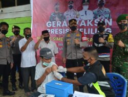 Vaksinasi Presisi Keliling, Kapolres Simeulue Langsung Turun tangan memantau,