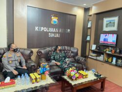 Kompak, Kapolres Sinjai Bersama Dandim 1424 Sinjai Nonton Bareng Dengarkan Pidato Kenegaraan Presiden RI.