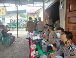 Kapolres Bener Meriah pantau pelaksanaan vaksin keliling TNI-Polri di Kampung