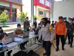 Kegiatan Vaksinasi Merdeka Serentak Pada 96 Titik Di Seluruh Indonesia di SMK Al-Mufti Kec. Purwadadi Kab. Subang