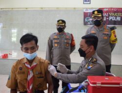 Kapolresta Sidoarjo,Pantau PTM dan Vaksinasi di SMK Krian 1