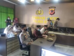 Binrohtal Personel Polres Subang Dengan Menerapkan Protokol Kesehatan Melalui Sarana Zoom Meeting