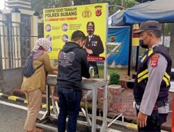 Anggota Polri, ASN Dan Pengunjung Polres Subang Dalam Rangka Pencegahan Dan Pengendalian Covid-19 Di Lingkungan Polres Subang