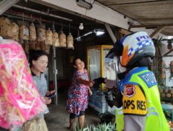 Kegiatan Patroli R2 Himbauan Protokol Kesehatan Dan Kamseltibcar Lantas Serta Pembagian Masker 