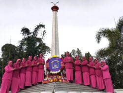 Peringati HKGB KE-69 Bhayangkari Cabang Bener Meriah Ziarah Makam Pahlawan