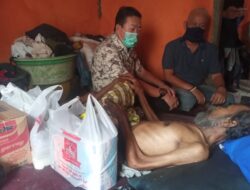 Dua Tahun Sakit, Kadinkes Subang Sambangi Rumah Anggota PWI