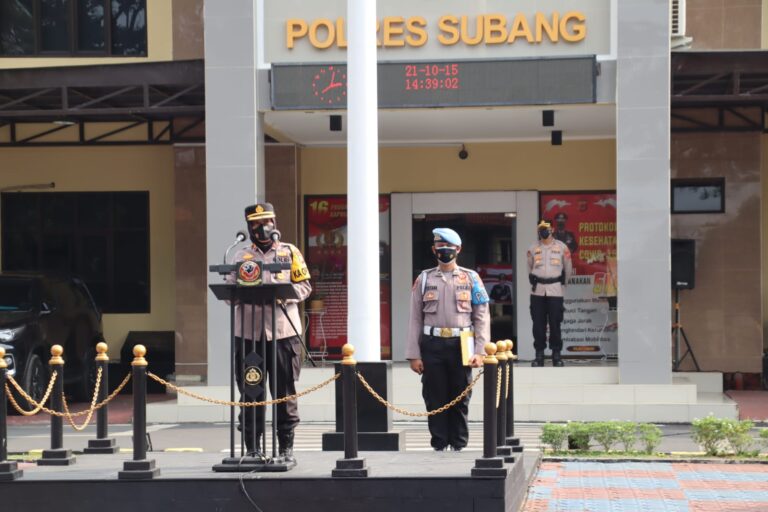 Kapolres Pimpin Pelaksanaan Sertijab Kasat Lantas, Kasat Intelkam, Kapolsek Patokbeusi dan Kapolsek Cipeundeuy Polres Subang