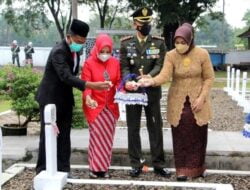 Bupati dan Wakil Bupati Subang, Hadiri Upacara Ziarah Di Makam Pahlawan Cidongkol