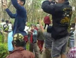 Masyarakat 7 Tiyuh Mengamuk,Terbangi Pohon Karet Perusahaan ARB di Lahan Adat 5 Keturunan Bandardewa