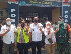 Kapolres Subang, AKBP. Sumarni, Bekerjasama Dengan Pemdes Rawalele Kecamatan Dawuan Subang Gelar Vaksinasi Merdeka Di Aula Desa Rawalele Kecamatan Dawuan Subang