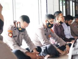 Bentuk Karakter Anggota Polri yang Religius, Personil Polres Lhokseumawe Mengikuti Binrohtal