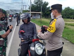 Antusipasi Lonjakan Omicron, Tim Gabungan Operasi Yustisi Terus Bagikan Masker