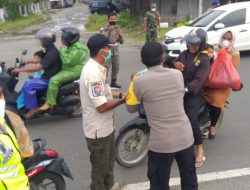 Operasi Yustisi Sore, Polres Lhokseumawe Bersama Tim Gabungan Jaring Pelanggar dan Bagikan Masker