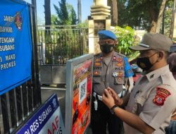 Cegah Penyebaran Covid-19 , Masuk Mako Polres Subang Wajib Scanning QR Barcode Aplikasi Peduli Lindungi