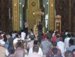 Kegiatan Kapolsek Pagaden Melaksanakan Himbauan prokes Dan himbauan Kamtibmas Di Masjid RAUDLATUL JANAH Gambarsari