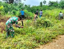 Peduli Alam Papua, Satgas Yonif 126/KC bersama Masyarakat Laksanakan gotong royong