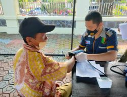 Personel Polres Subang terjun dalam giat Vaksinasi di Polres Subang