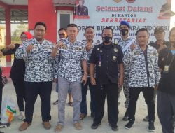 Pembagian tak’jil giat ramadhan lembaga FBI DPC indramayu.