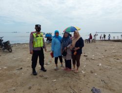 Patroli Ke Tempat Wisata Pantai Patimban Dalam Rangka PPKM Level-2 Dan Ops Non Yustisi Gaktibplin Protokol Kesehatan Covid-19 Di Wilayah Hukum Polsek Pusakanagara Polres Subang