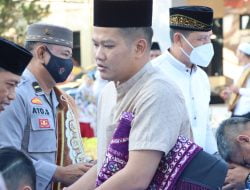 Polres Subang Gelar Shalat Idul Adha di Lapangan Apel Mako Polres