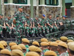 Danrem 061/Sk Dampingi Pangdam lll/Slw Laksanakan Kunjungan ke Yon Armed 5-105/Tarik Wilayah Korem 061/Sk