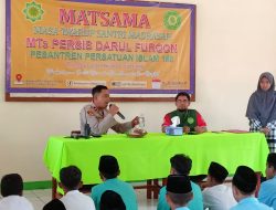 Kapolsek Legonkulon Berikan Materi Tentang Kenakalan Remaja Dalam Kegiatan MPLS di MTs Darul Furqon