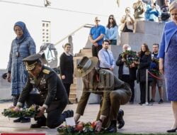 Lawatan ke Australia, Kasad Letakkan Karangan Bunga di Australian War Memorial