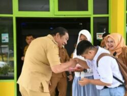 Anak berkebutuhan khusus SLB Negeri menjumpai Walikota Padangsidimpuan