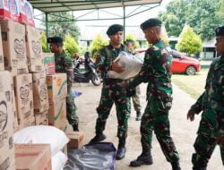 Yonif R 300/Bjw Salurkan Bantuan Kasad Untuk Korban Gempa Cianjur