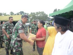 Danrem 061/Suryakancana Bersama Akabri Angkatan 97 Peduli Gempa Cianjur Dengan Memberikan Bantuan kepada Korban Bencana.