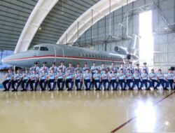 Doa bersama mengawali operasional dua pesawat bisnis jet Falcon 7X dan Falcon 8X TNI AU yang sekaligus sebagai memperkuat Skadron Udara 17 VVIP/VIP Lanud Halim Perdanakusuma