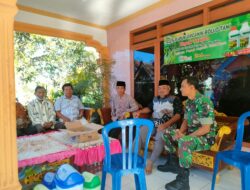 Tingkatkan Keakraban Dengan Warga Masyarakat, Babinsa Koramil Ponggok Gelar Kegiatan Komsos