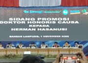 Herman HN  Mendapatkan Gelar Doktor Honoris Causa Dari Universitas Lampung