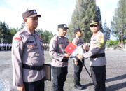 Kapolres Bener Meriah Beri Penghargaan Kepada Personil Polres Bener Meriah Yang Berprestasi