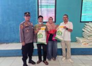 Pengamanan Penyaluran Bantuan Cadangan Pangan Tambahan Polsek Cikajang Polres Garut