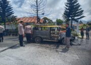 Diduga Kurang Perawatan Mobil Minibus Terbakar di Area SPBU 